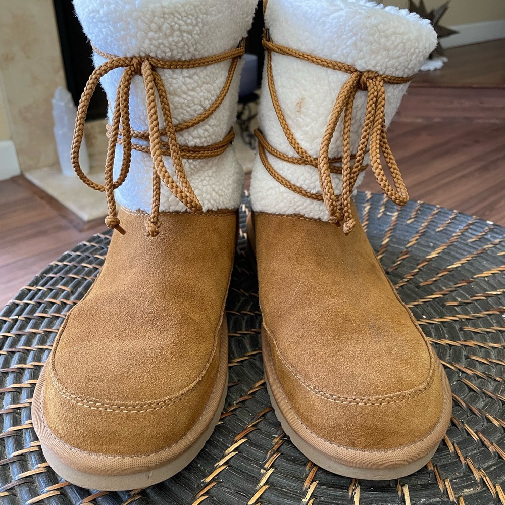 Kookaburra by UGG Women’s Michon short boot - Chestnut Size 9, Barely worn - Picture 3 of 8